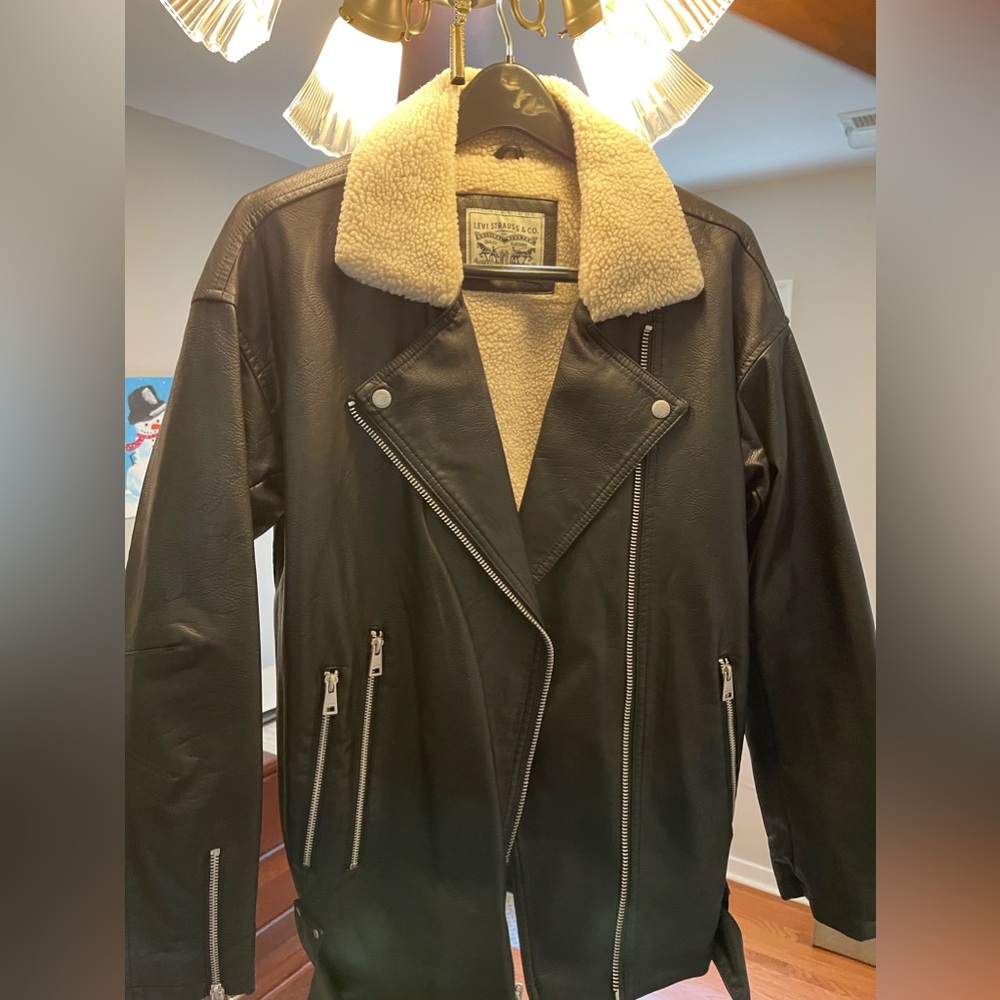 Levi’s Women’s faux leather biker jacket size M